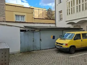 Prodej komerční, Praha, Turnovská, 113 m2