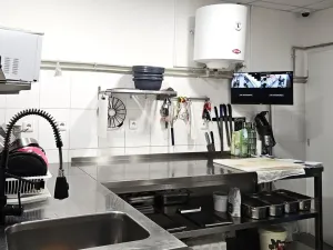 Pronájem restaurace, Praha - Břevnov, 110 m2