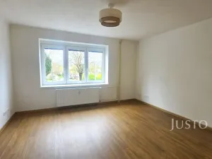 Pronájem bytu 1+1, Písek, Smetanovo nám., 38 m2