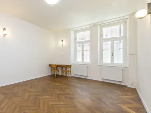 Pronájem bytu 3+kk, Hradec Králové, Šafaříkova, 95 m2