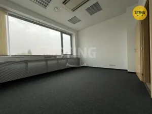 Pronájem kanceláře, Pardubice, Průmyslová, 16 m2