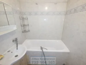 Pronájem bytu 2+1, Krnov - Pod Bezručovým vrchem, Jiráskova, 57 m2