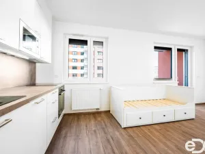 Pronájem bytu 1+kk, Praha - Hlubočepy, Fabiánové, 31 m2