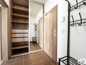 Pronájem bytu 1+kk, Praha - Hlubočepy, Fabiánové, 31 m2