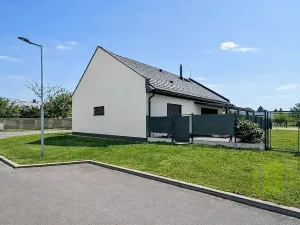 Prodej rodinného domu, Ústín, 128 m2