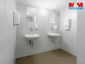 Pronájem kanceláře, Klatovy - Klatovy I, nám. Míru, 396 m2