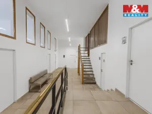 Pronájem kanceláře, Klatovy - Klatovy I, nám. Míru, 396 m2