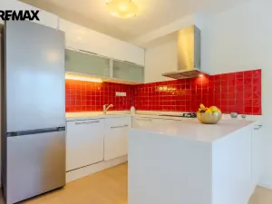 Prodej bytu 4+kk, Praha - Nusle, Pujmanové, 81 m2