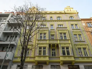 Prodej bytu 1+kk, Praha - Karlín, Křižíkova, 53 m2