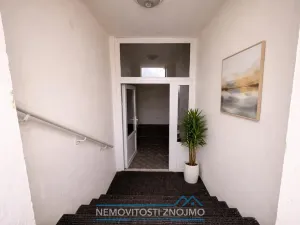 Pronájem obchodního prostoru, Znojmo, Holandská, 142 m2