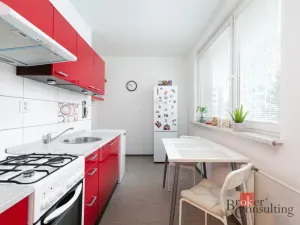 Prodej bytu 3+1, Orlová - Lutyně, Karla Dvořáčka, 71 m2