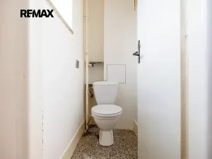 Prodej bytu 2+1, Praha - Dejvice, Na viničních horách, 58 m2