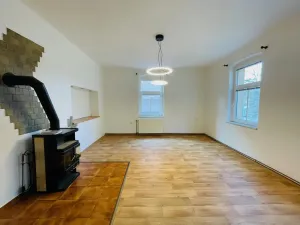 Pronájem bytu 3+1, Liberec - Liberec VII-Horní Růžodol, Melantrichova, 74 m2