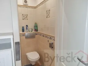 Pronájem bytu 1+kk, Praha - Kamýk, Otradovická, 34 m2