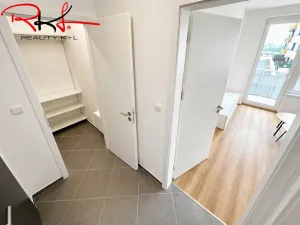 Pronájem bytu 2+kk, Praha - Dolní Měcholupy, Honzíkova, 45 m2