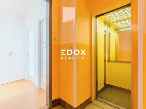 Prodej bytu 3+1, Praha - Vinohrady, Hradecká, 95 m2