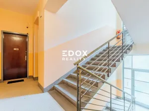 Prodej bytu 3+1, Praha - Vinohrady, Hradecká, 95 m2