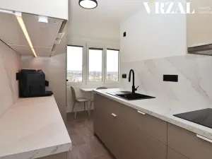 Prodej bytu 3+1, Plzeň, Železničářská, 76 m2