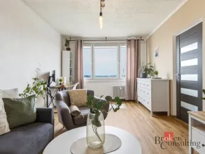 Prodej bytu 3+1, Praha - Malešice, Káranská, 72 m2