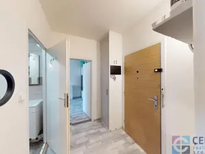 Pronájem bytu 2+kk, Jablonec nad Nisou, Na Vršku, 43 m2