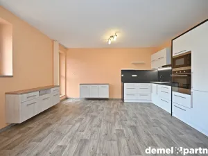 Pronájem bytu 1+kk, Jindřichův Hradec, Nušlova, 36 m2