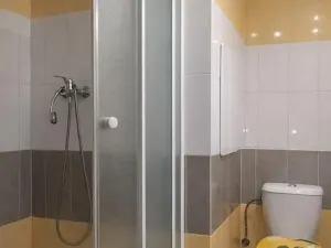 Pronájem bytu 1+1, Karlovy Vary, Dvořákova, 37 m2