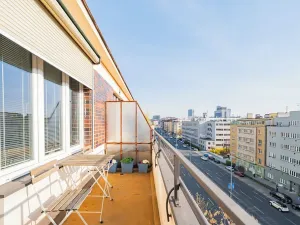 Prodej bytu 1+kk, Praha - Nusle, 5. května, 46 m2