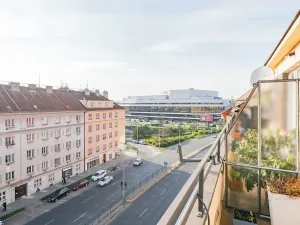 Prodej bytu 1+kk, Praha - Nusle, 5. května, 46 m2