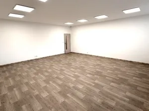 Pronájem kanceláře, Nýřany, Hřbitovní, 1 m2