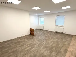 Pronájem kanceláře, Nýřany, Hřbitovní, 1 m2