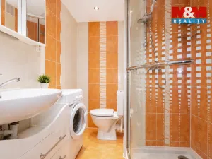 Prodej bytu 1+kk, Karlovy Vary - Rybáře, U Koupaliště, 26 m2