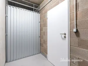 Pronájem bytu 2+kk, Praha - Modřany, Kolmanova, 46 m2