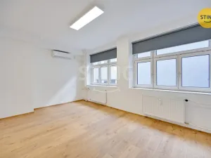 Pronájem kanceláře, Zlín, třída Tomáše Bati, 108 m2