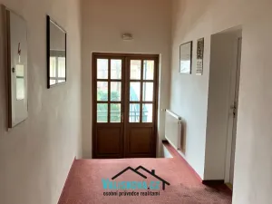 Pronájem bytu 1+kk, Kroměříž, Riegrovo náměstí, 29 m2