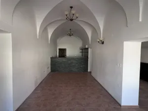 Pronájem obchodního prostoru, Hradec Králové, Velké náměstí, 94 m2