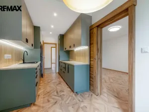 Pronájem bytu 3+1, Praha - Háje, Matúškova, 65 m2