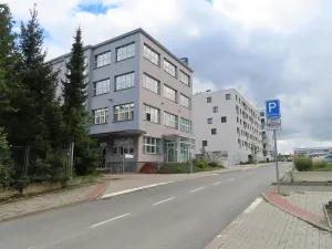 Pronájem kanceláře, Praha - Hloubětín, U Elektry, 22 m2