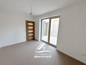 Pronájem bytu 2+kk, Hlučín, Opavská, 53 m2