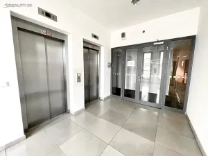 Pronájem kanceláře, Brno, Úzká, 300 m2