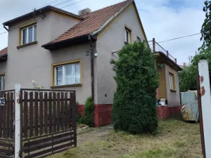 Prodej podílu 1/2 rodinného domu, Čechtice, Vinohradská, 400 m2