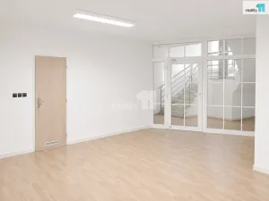 Pronájem obchodního prostoru, Liberec - Liberec IV-Perštýn, Moskevská, 65 m2