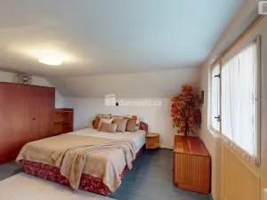 Prodej rodinného domu, Petrohrad, 170 m2