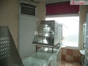 Pronájem obchodního prostoru, Ostrava, Mjr. Nováka, 40 m2