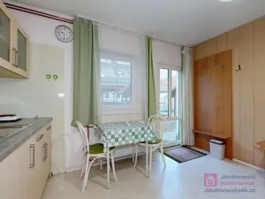 Prodej ubytování, Břeclav - Poštorná, Julia Fučíka, 275 m2