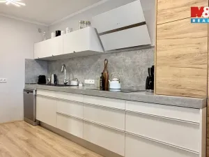 Prodej rodinného domu, Dyje, 224 m2