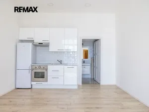 Prodej rodinného domu, Vráž, Nad Loděnicí, 219 m2