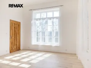 Prodej rodinného domu, Vráž, Nad Loděnicí, 219 m2