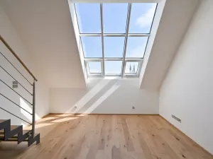 Prodej bytu 2+kk, Praha - Smíchov, Strakonická, 72 m2