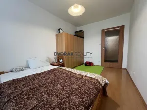 Pronájem bytu 2+kk, Karlík, K Třešňovce, 37 m2