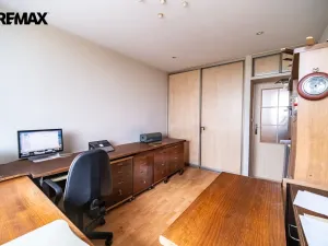 Prodej bytu 4+1, Praha - Bohnice, Zelenohorská, 82 m2